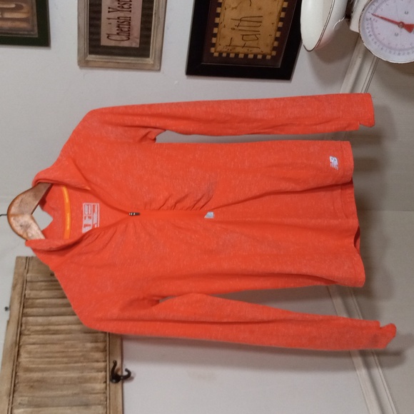 New Balance Tops - 🟢8oz (145) new balance peach athletic pullover